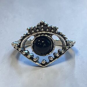 Womens Ring Size 8 Band Silver Metal Geometric Crown Black Stone Jewelry 039-8